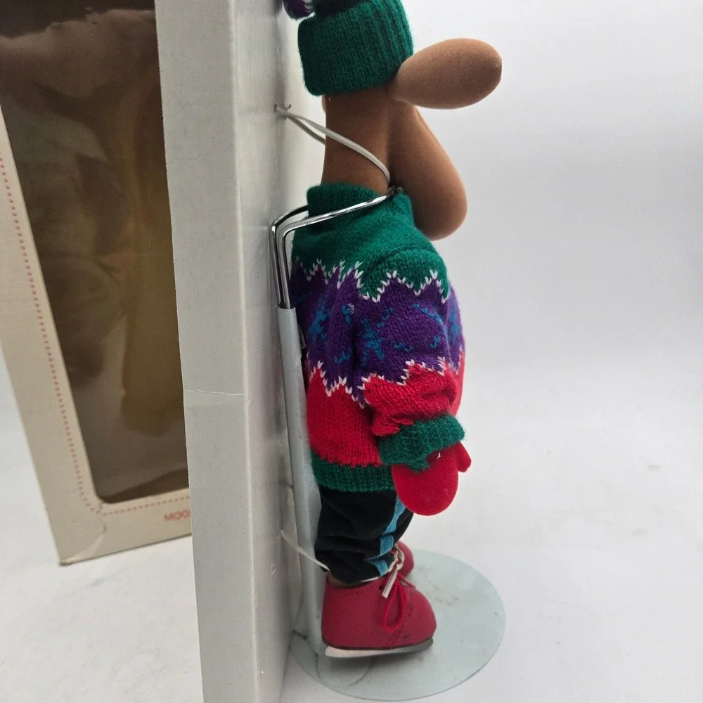Vintage Merry Makers Moose Doll Department 56 Ice Skater Figure in Box Rare